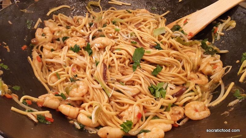 Noodles with Shrimps and mushrooms in Soy Sauce