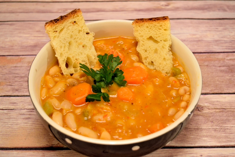 Greek Bean Soup with Carrots and Celery (Fasolada)