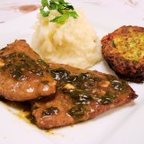 Beef Fillets in a Garlic and Parsley Sauce (Sofrito)