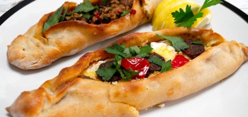 Cheesy and Meat Turkish Pide (Peinirli)